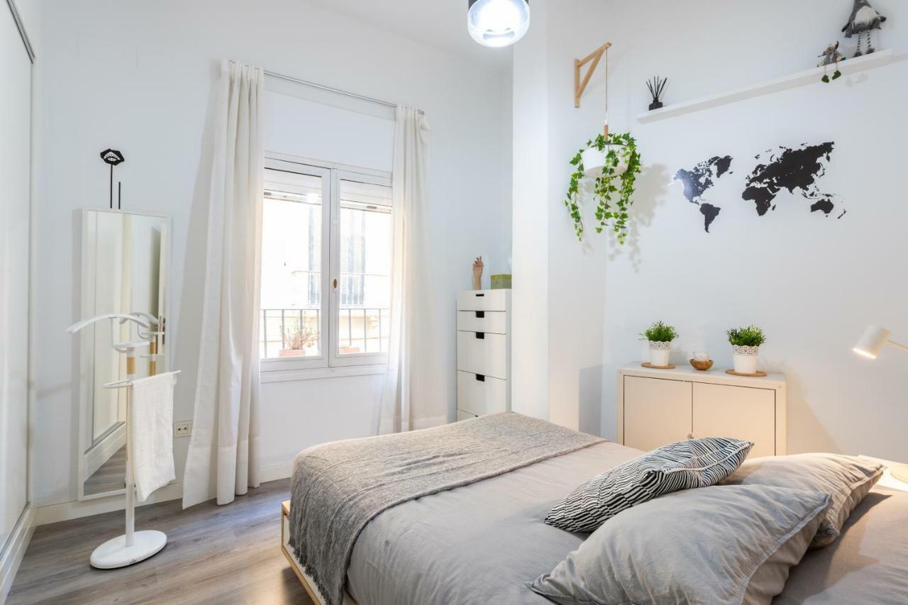 Apartamento Atarazanas Malaga Centro Historico Ngoại thất bức ảnh