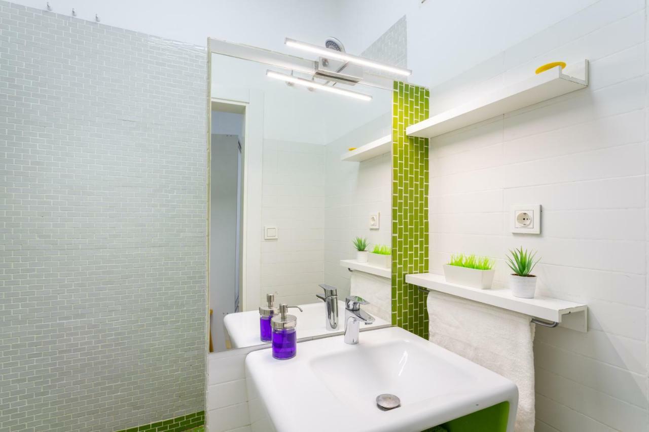 Apartamento Atarazanas Malaga Centro Historico Ngoại thất bức ảnh