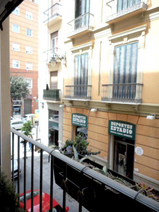 Apartamento Atarazanas Malaga Centro Historico Ngoại thất bức ảnh